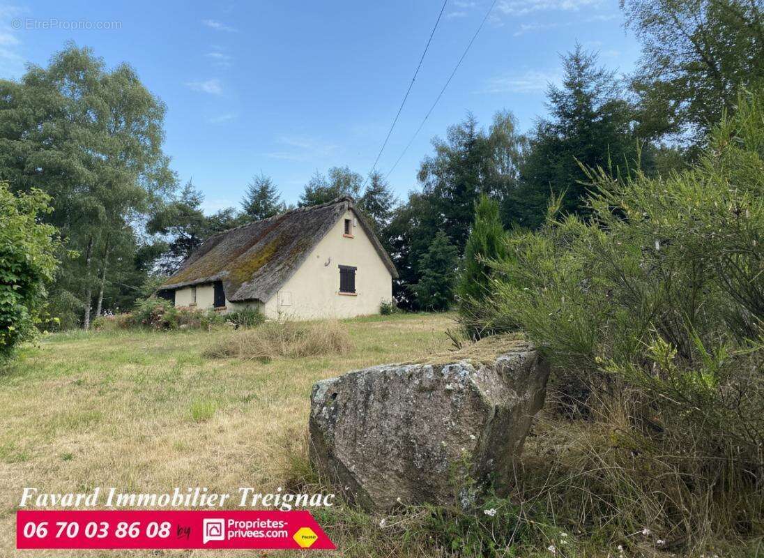Maison en chaume   Variéras, Pérols-sur-Vézère (19170° - photo 4