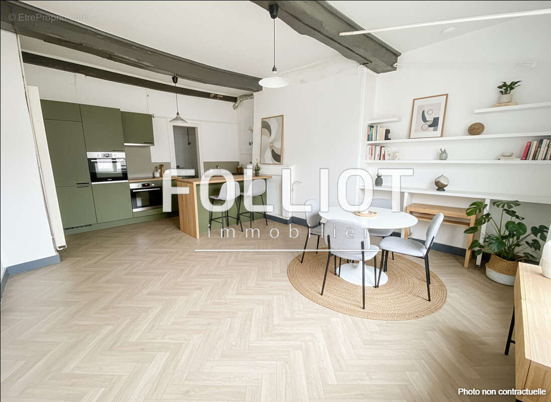 A vendre - Appartement en duplex Fougères 105 m² - Hyper centre - photo 5