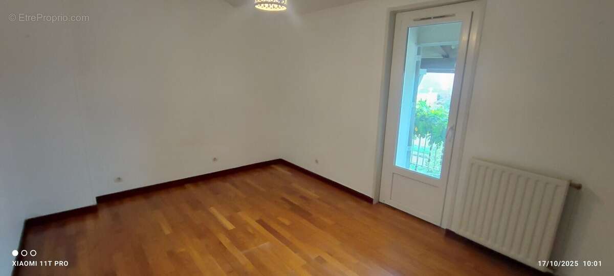 Maison à SAINT-NIZIER-LE-DESERT