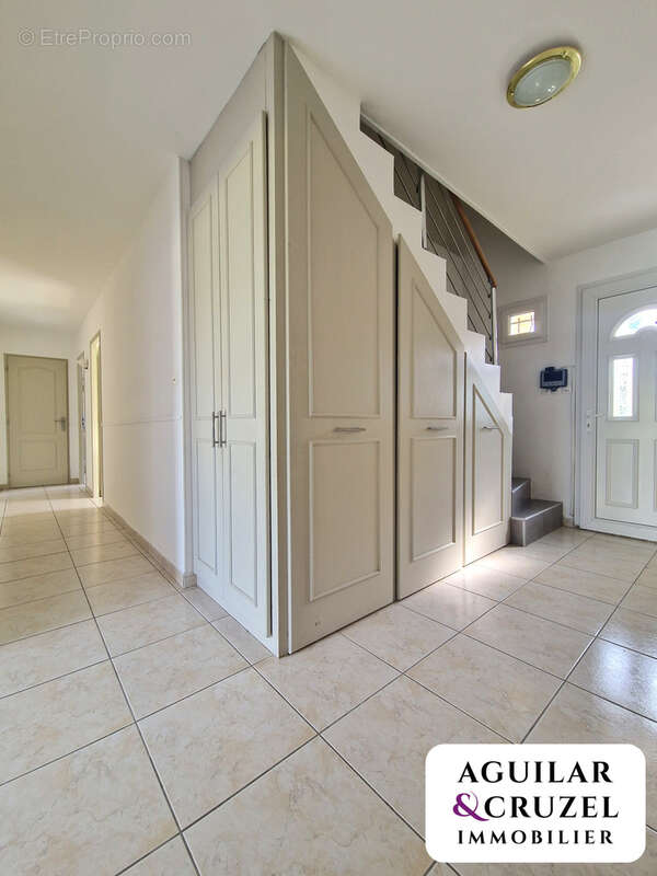 Maison à MEHUN-SUR-YEVRE