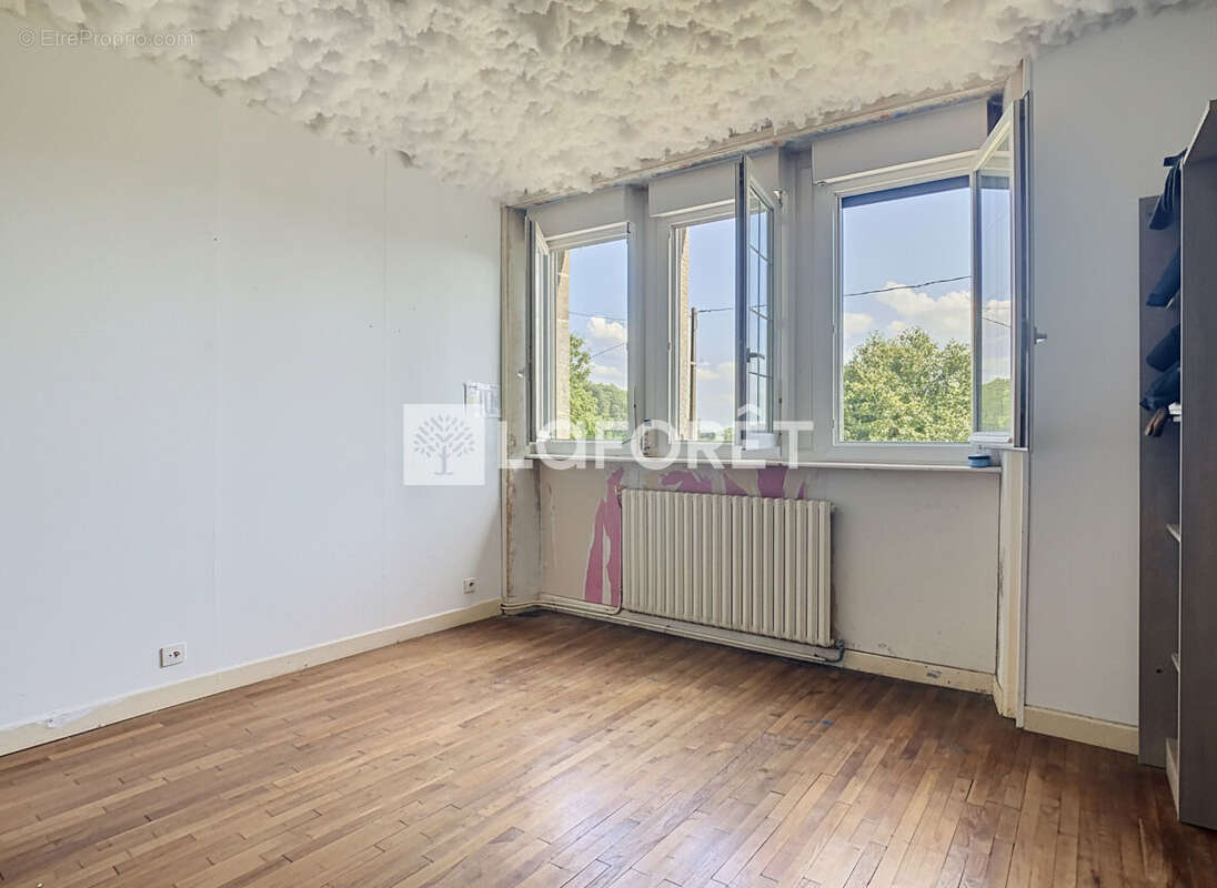 Maison Mohon 6 pièce(s) 137 m2 - photo 9