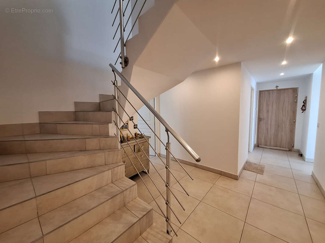 Ajaccio Sanguinaires magnifique duplex récent de 180 m2 avec vue panoramique - photo 7