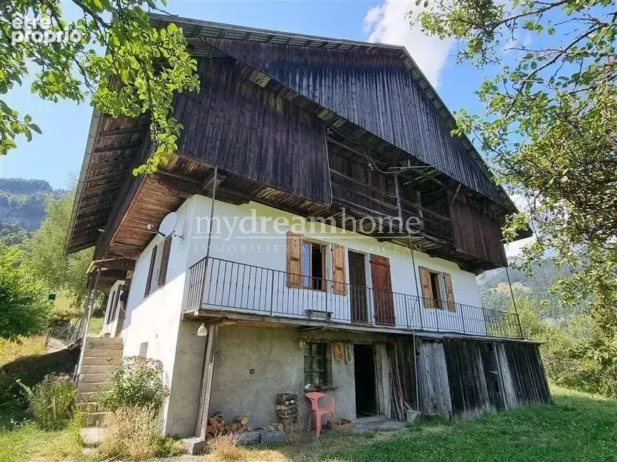 Maison à UGINE
