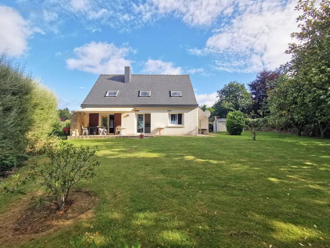 Maison à MINIHY-TREGUIER