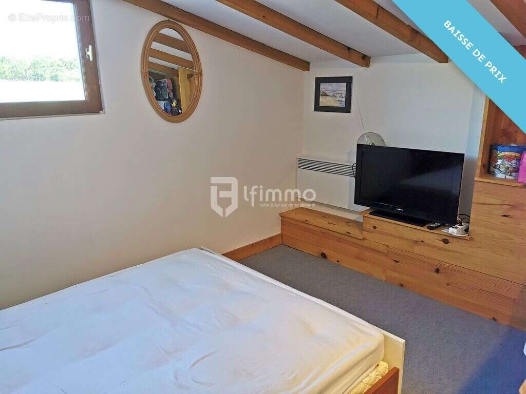 Maison à SAINT-LAURENT-SUR-GORRE