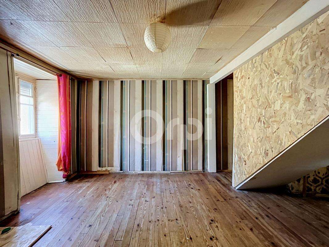 Charmante maison à rénover dans un hameau paisible - photo 6