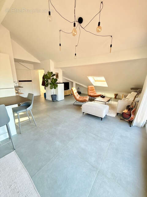 Appartement à DIVONNE-LES-BAINS