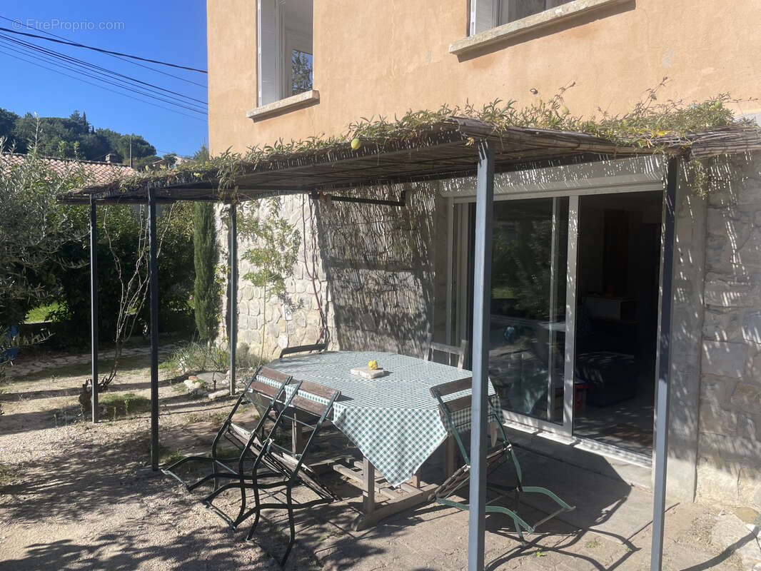 Maison à VAISON-LA-ROMAINE