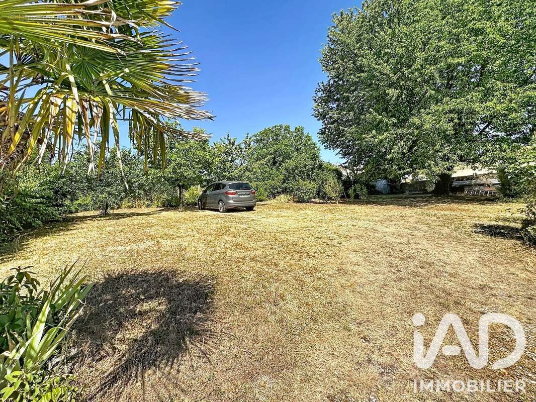 Maison 75 m² à Asnieres-Sur-Nouere  - photo 3