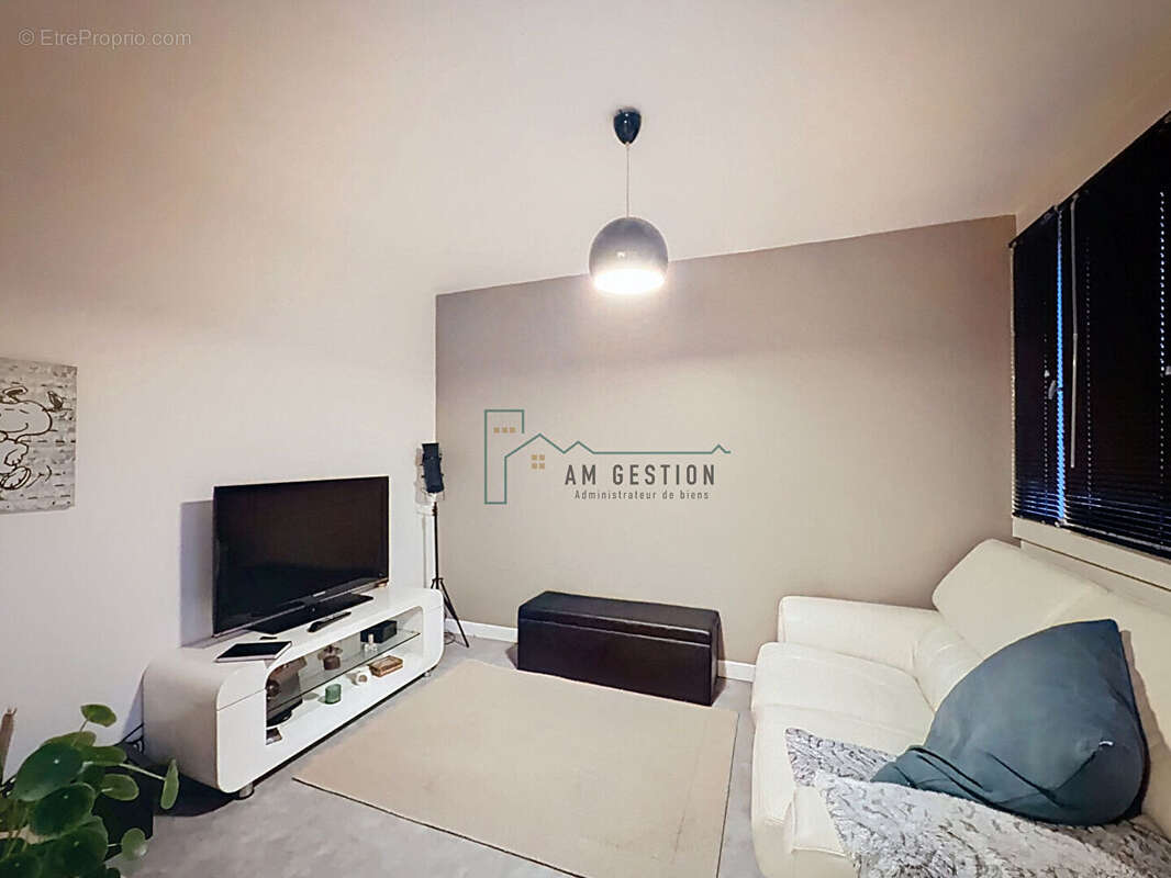 Appartement 3 chambres - garage - Quartier calme - Proche centre-ville - photo 7