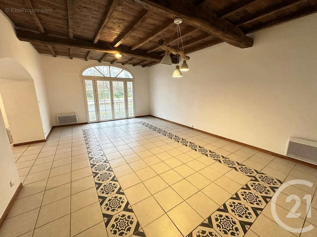 Maison à AMOU