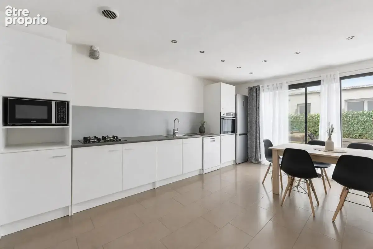 Maison de 5 pièces de 87 m² à Bègles - photo 5