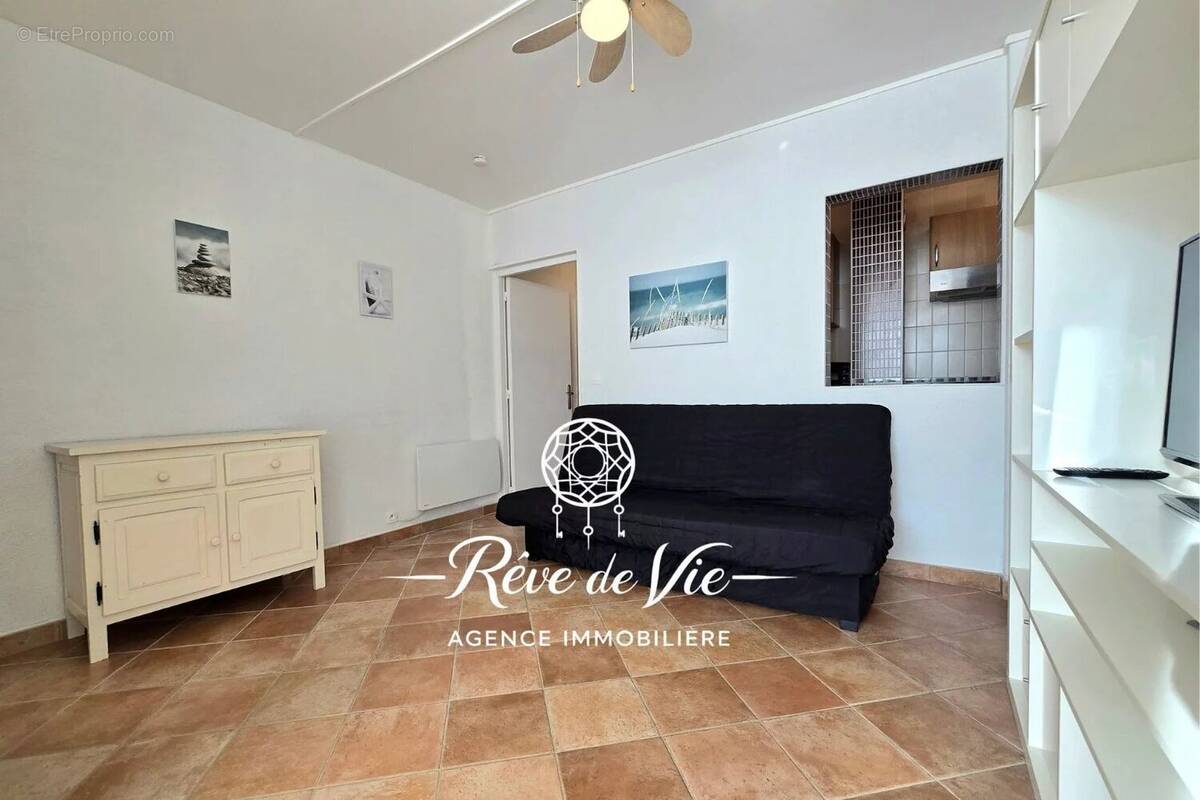 Appartement à BORMES-LES-MIMOSAS