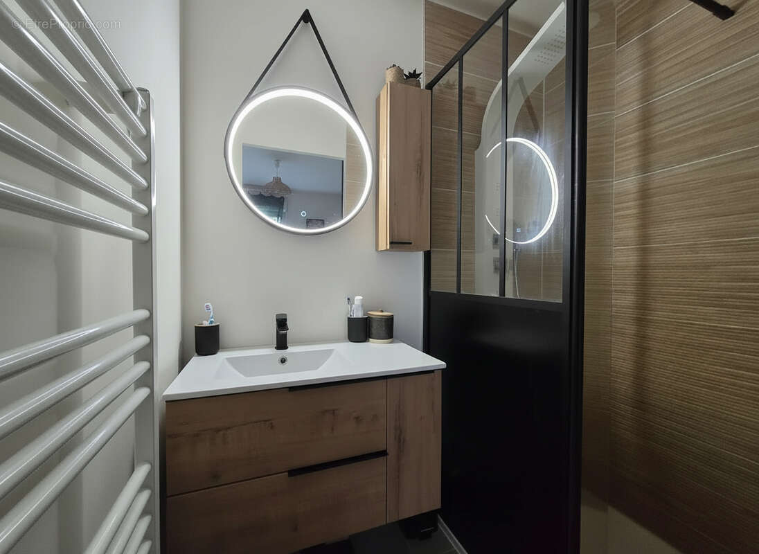 Maison à BOUGUENAIS