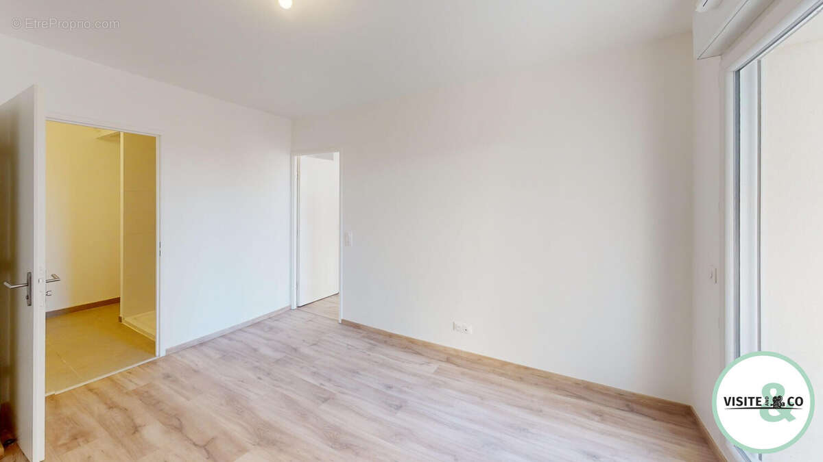 Appartement à FLEURY-SUR-ORNE