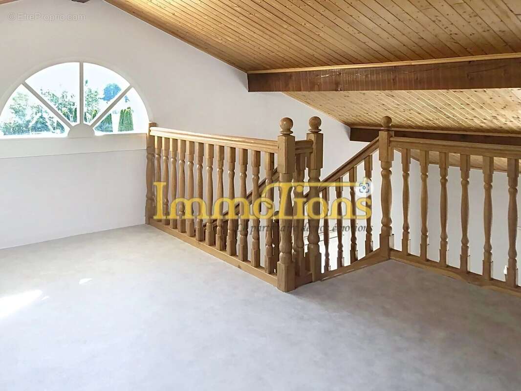 Maison 205 m² à Saint-Marcellin  - photo 16