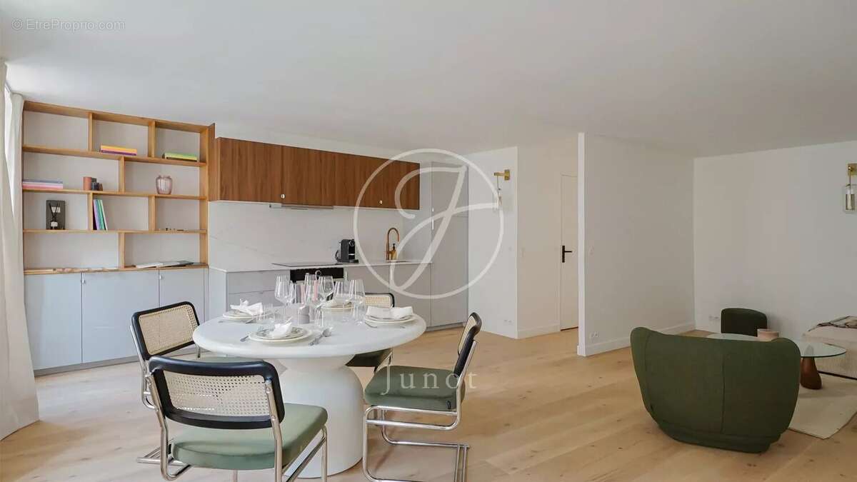 Appartement à PARIS-4E