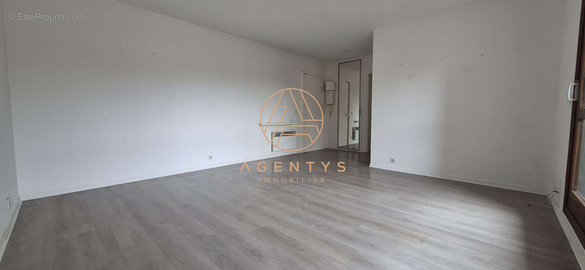 Appartement à LE PERREUX-SUR-MARNE