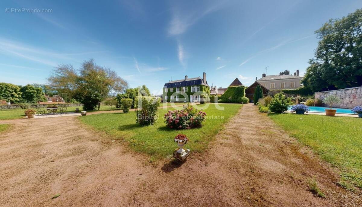 Maison à CLAMECY