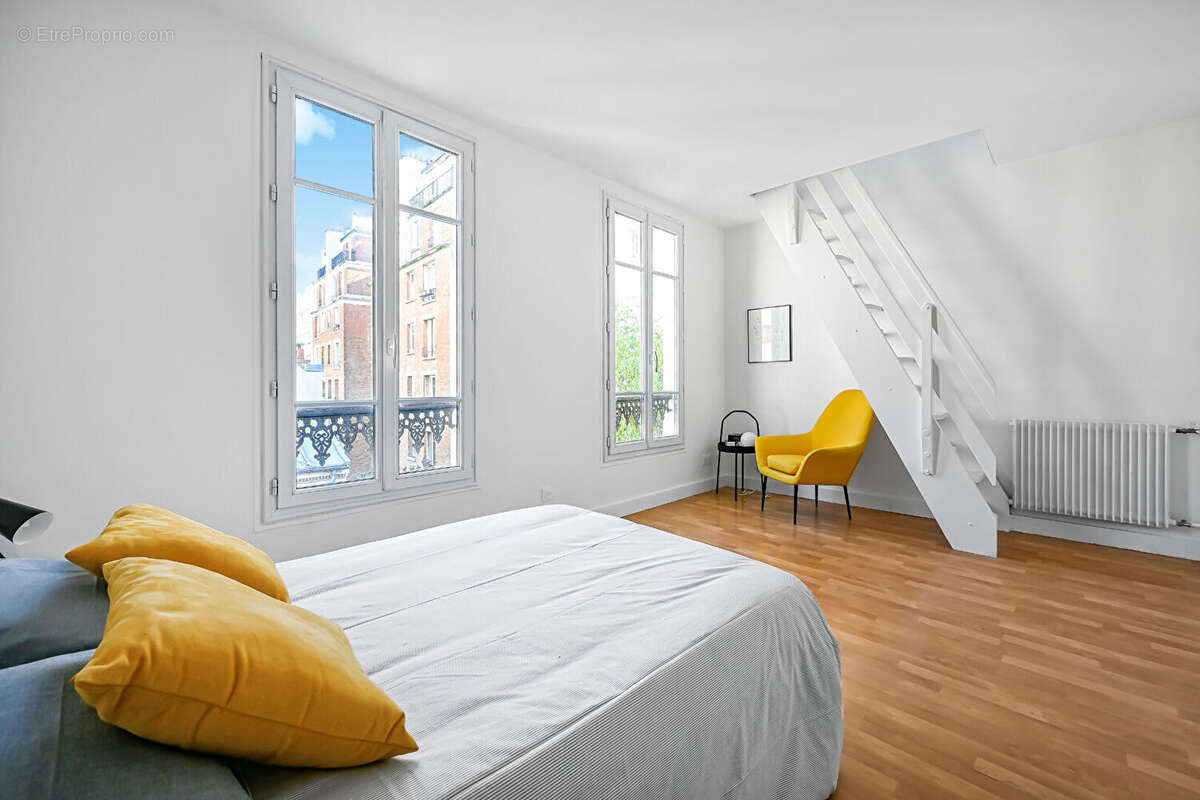 Appartement à PARIS-12E