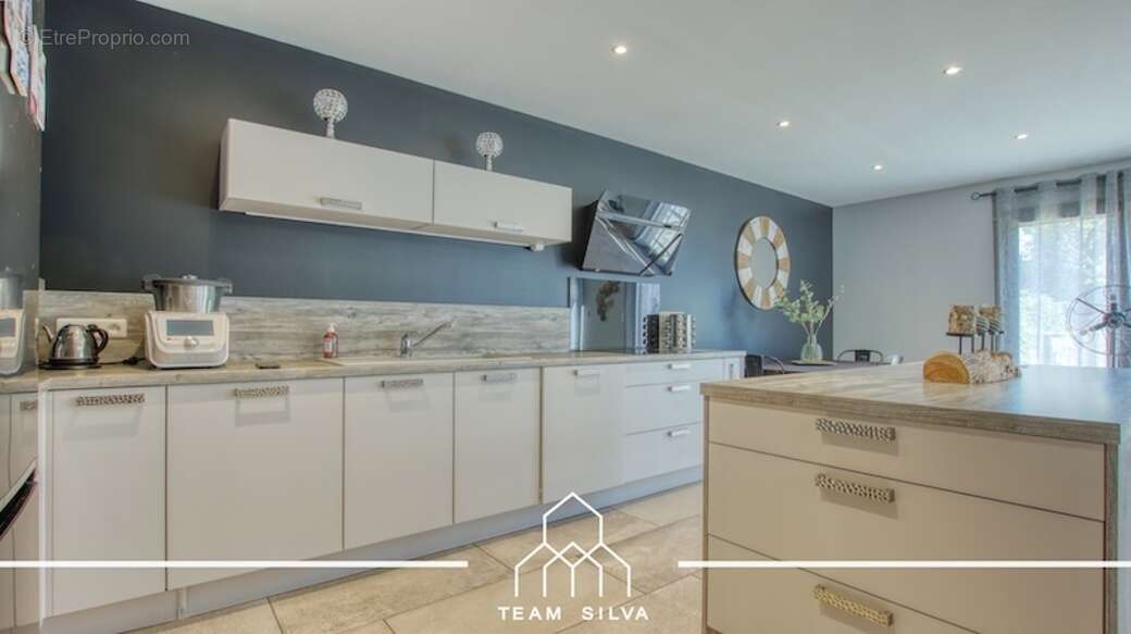 Maison à LOIRE-SUR-RHONE