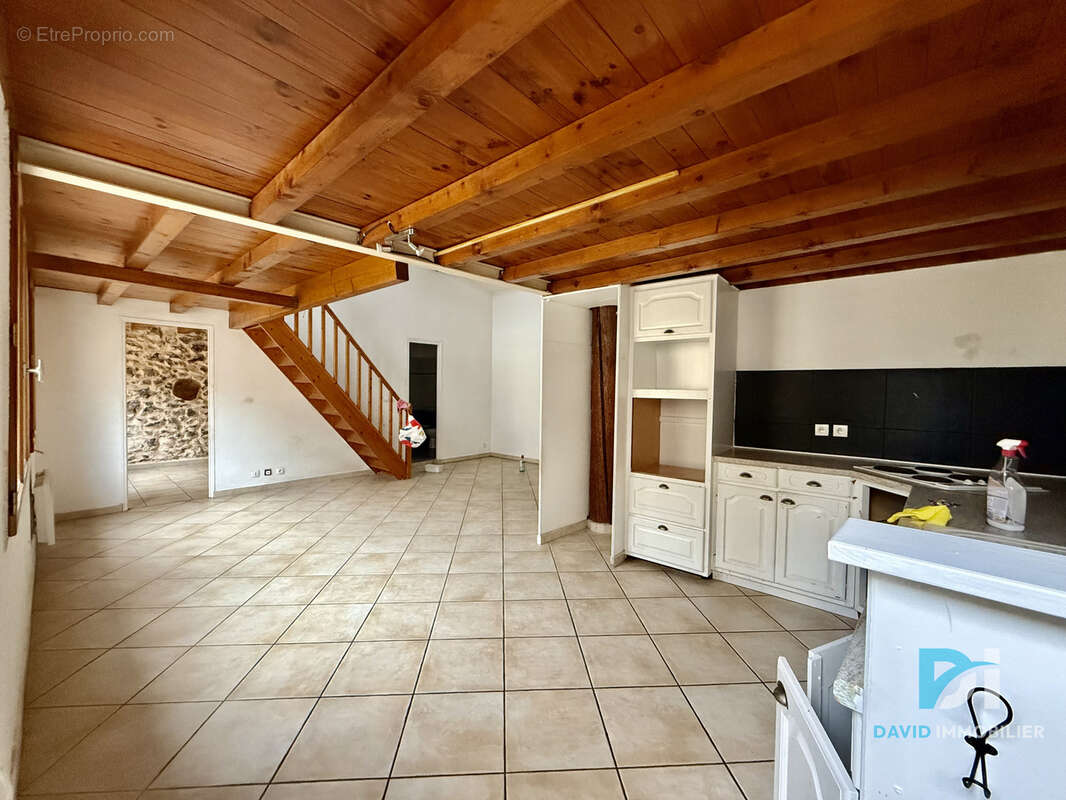 Appartement à FLORENSAC