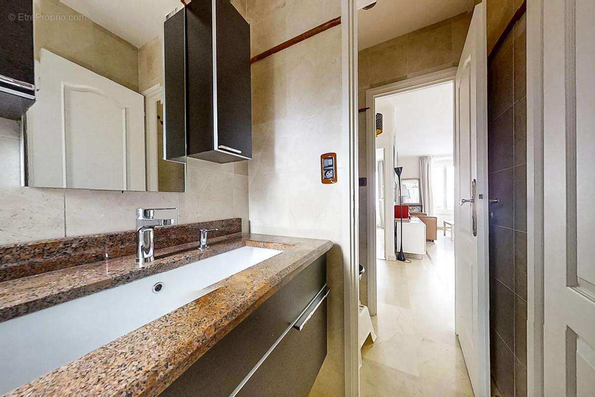 Appartement à LYON-7E