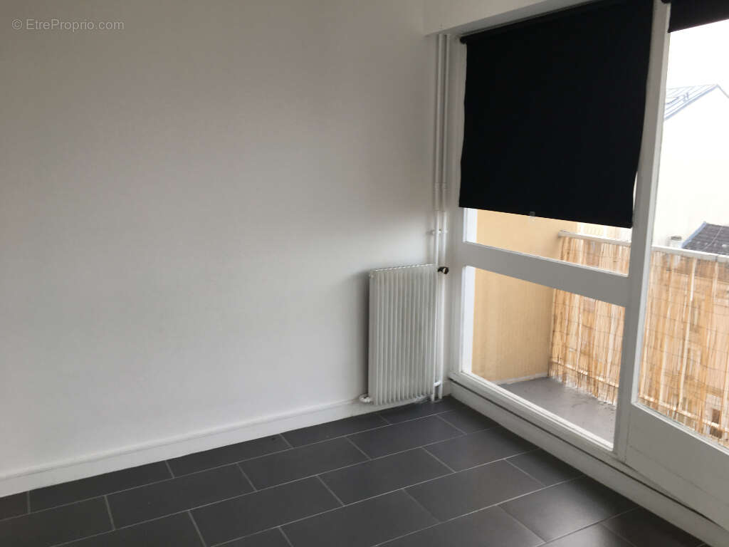 Appartement à NANTERRE