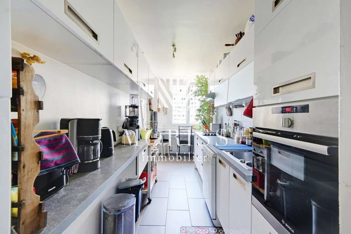 Appartement à PARIS-14E
