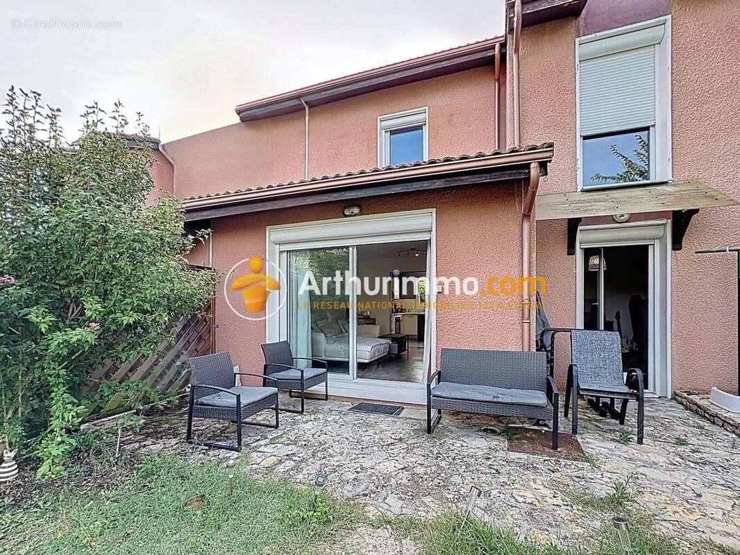 Maison à L&#039;ISLE-D&#039;ABEAU