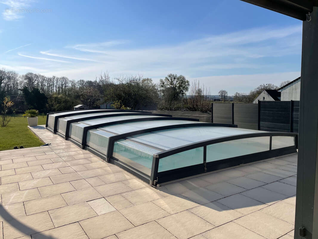 Maison à SAINT-MARTIN-DES-CHAMPS