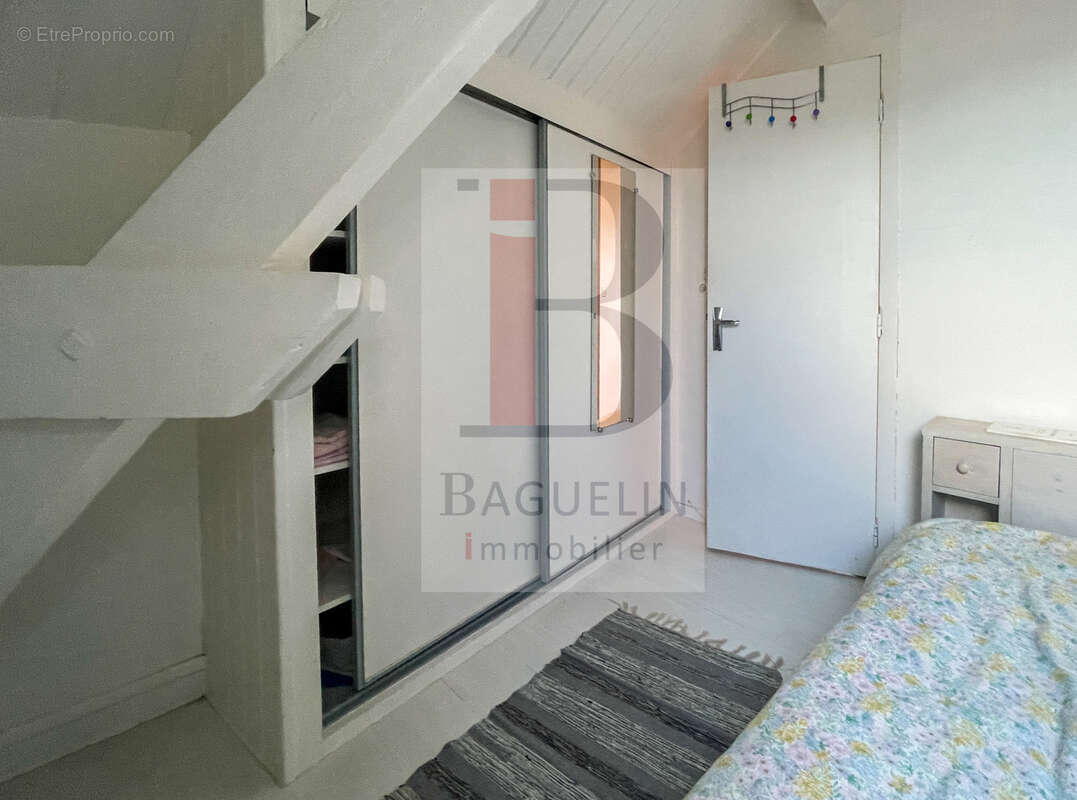 Appartement à FOURAS