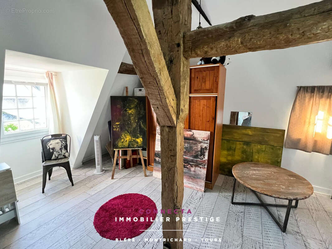 Maison à AZAY-SUR-CHER