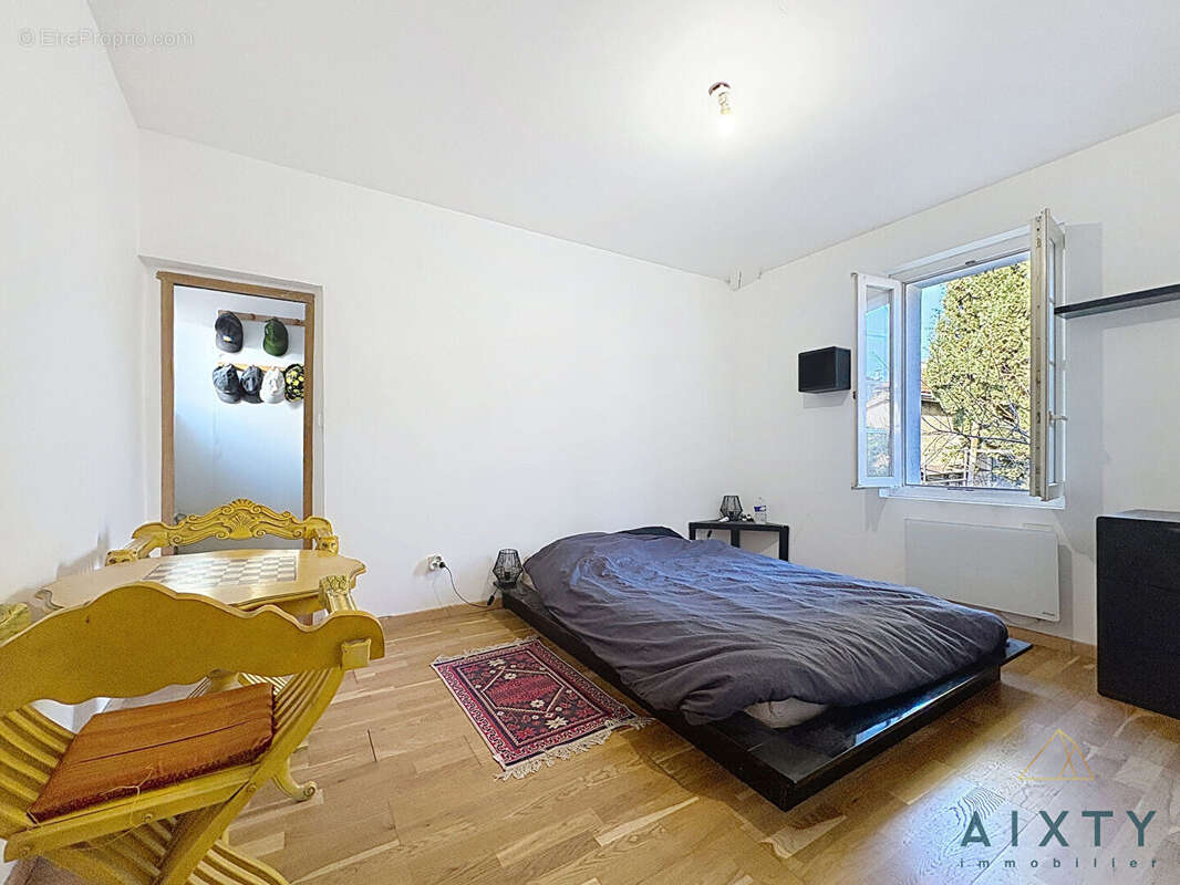 Maison à MARSEILLE-13E