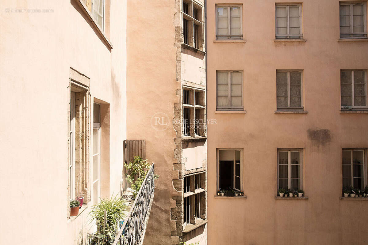 Appartement à LYON-1E