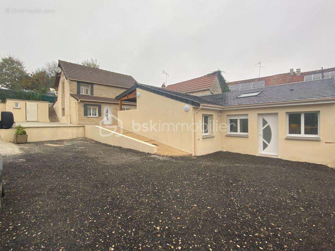 Maison à NANTEUIL-LES-MEAUX