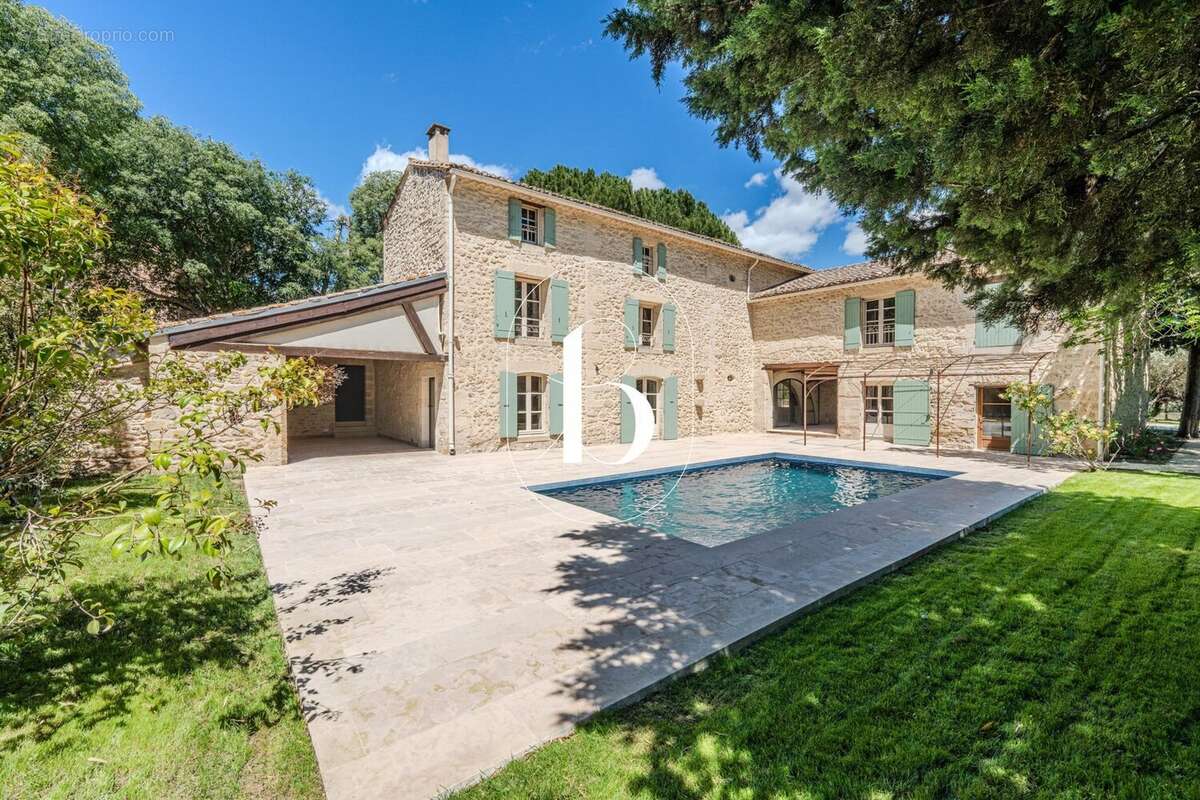 Maison à UZES