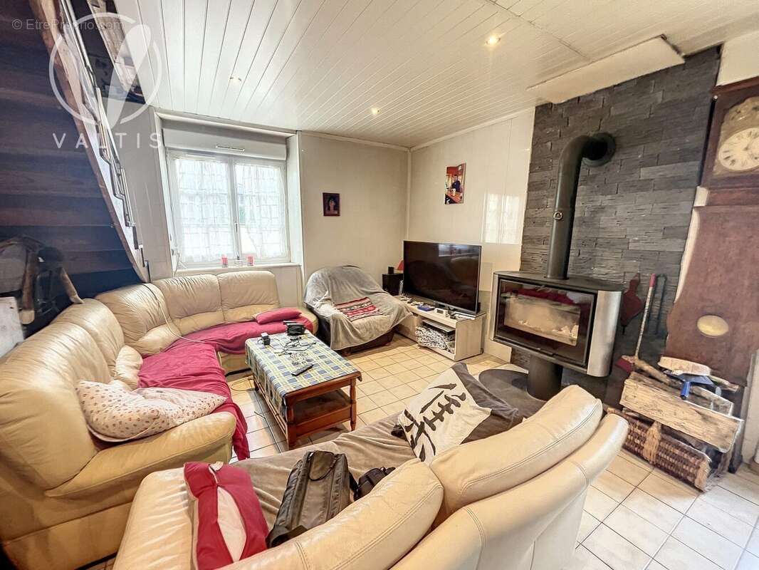 Maison 193 m² à Saint-Cast-Le-Guildo  - photo 4