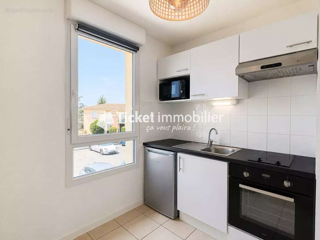 T2 45 m2 eaunes avec 2 places de parking - photo 3