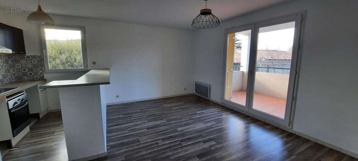 Appartement à MARSEILLE-9E
