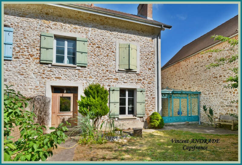 Maison à CHEPTAINVILLE