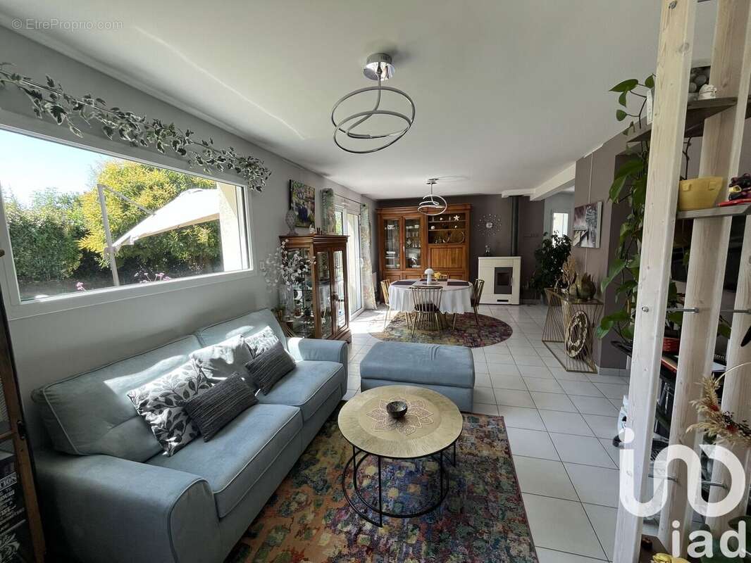 Photo 4 - Maison à SAINT-GERMAIN-EN-COGLES