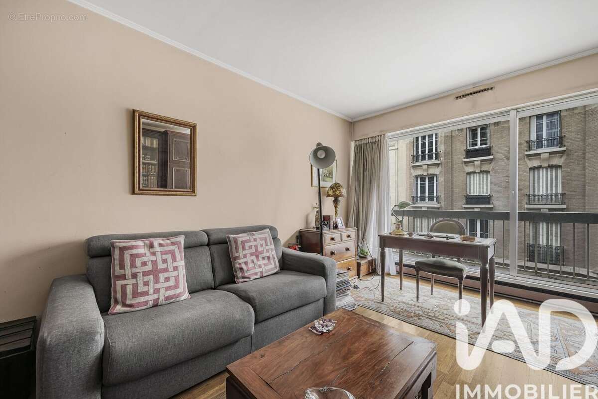 Photo 3 - Appartement à PARIS-19E