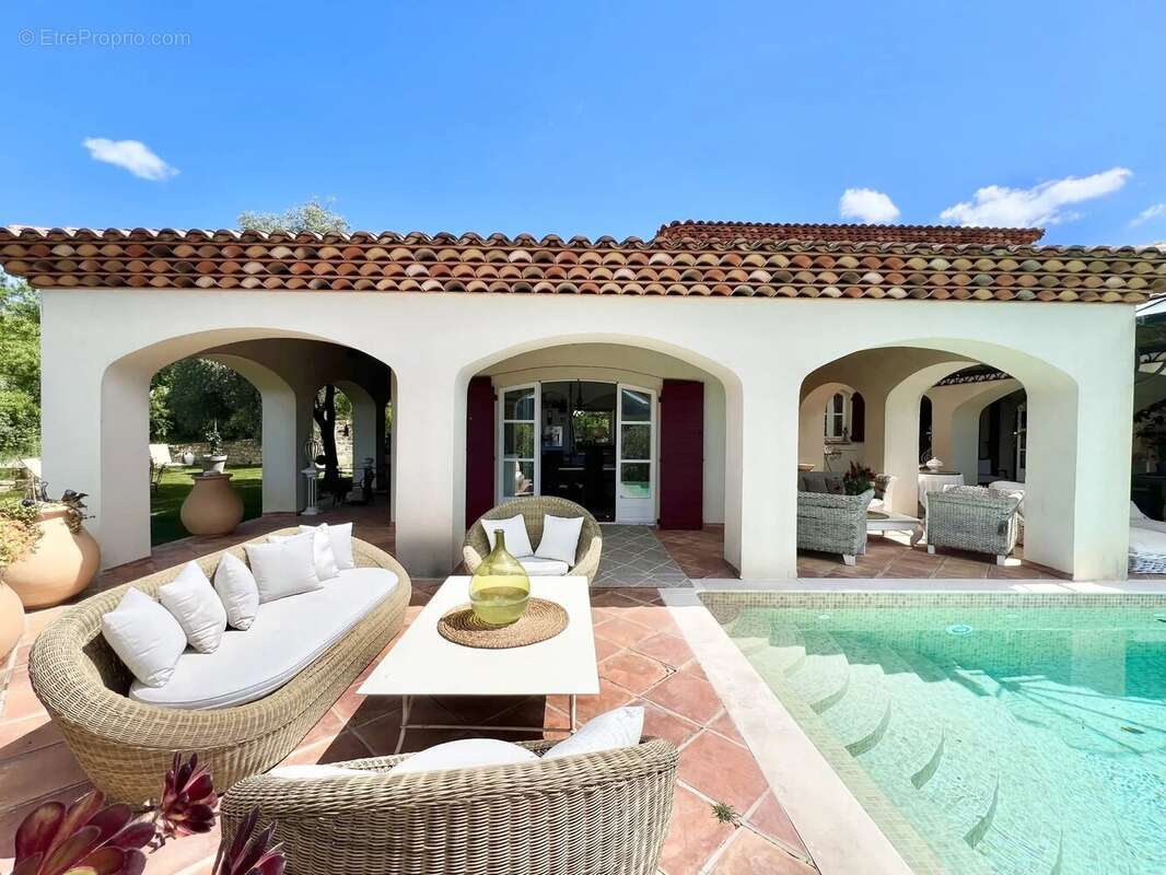 Maison à ROCBARON