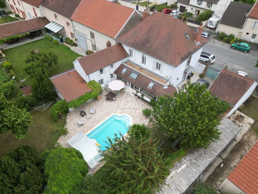 Maison à PLIVOT