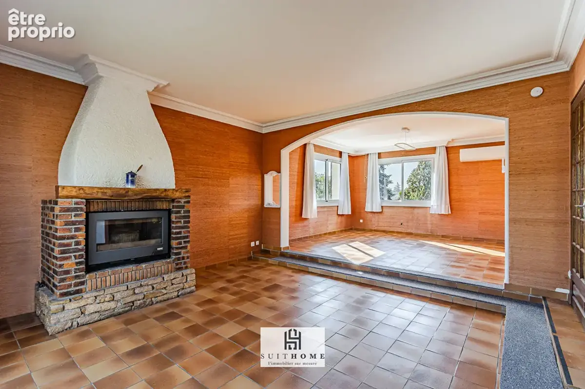Maison familiale de 131 m² avec sous-sol et double garage - photo 3