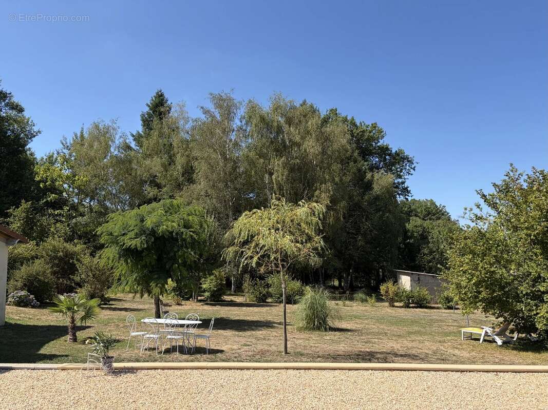 Charmante maison à Piégut-Pluviers - photo 12
