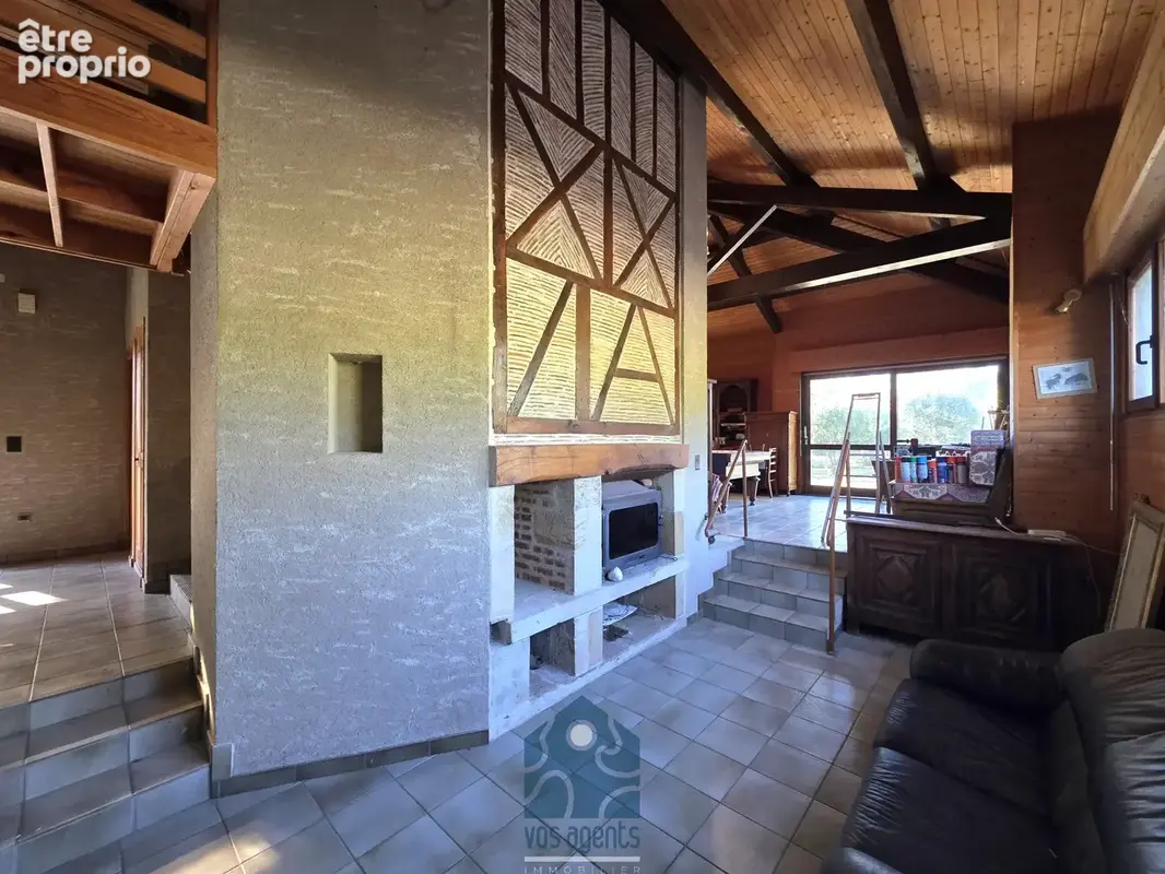 Propriété 6 pièces 4 chambres avec grange, cave, maison d'ami et dépendances - photo 4