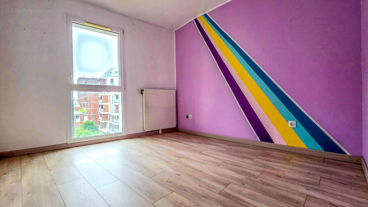 Appartement à COLOMBES