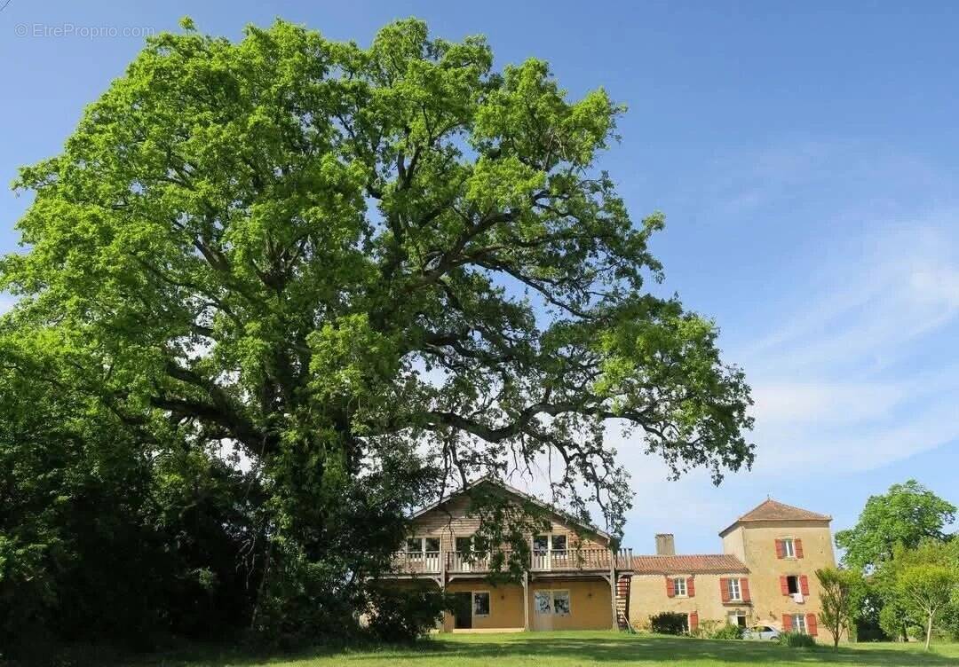 Maison à SAINTE-DODE